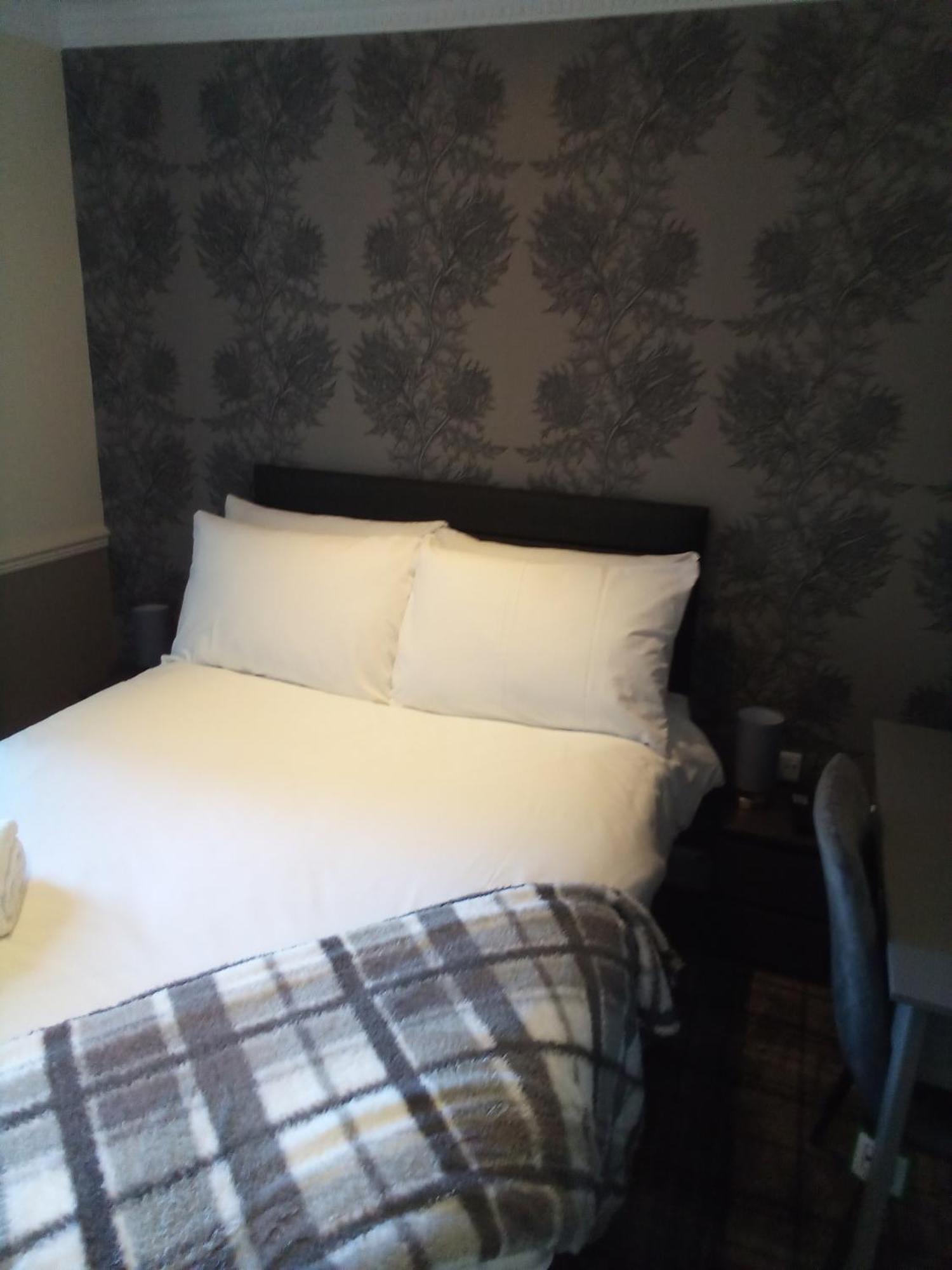 Ardmillan Hotel — Fotos 1